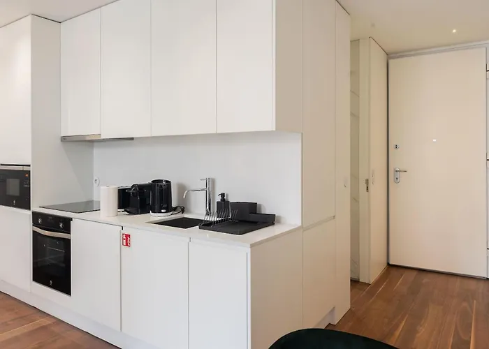 Liiiving In - The Prestige A Appartement