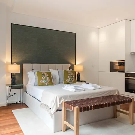 Liiiving In - The Prestige A *