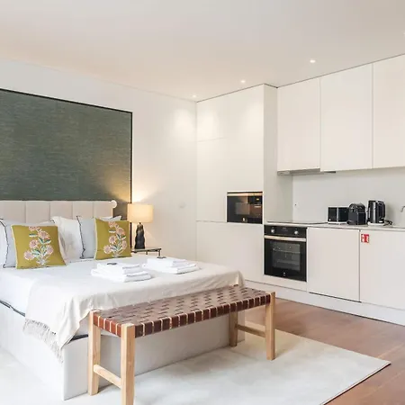 Apartment Liiiving In - The Prestige 1f *