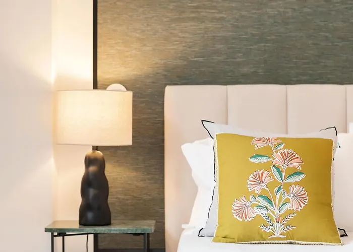 Liiiving In - The Prestige A *