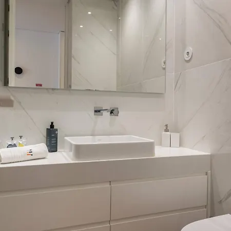 Liiiving In - The Prestige A *